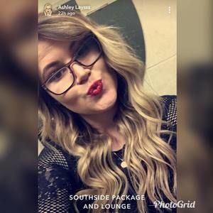 Meet your Posher, Ashley